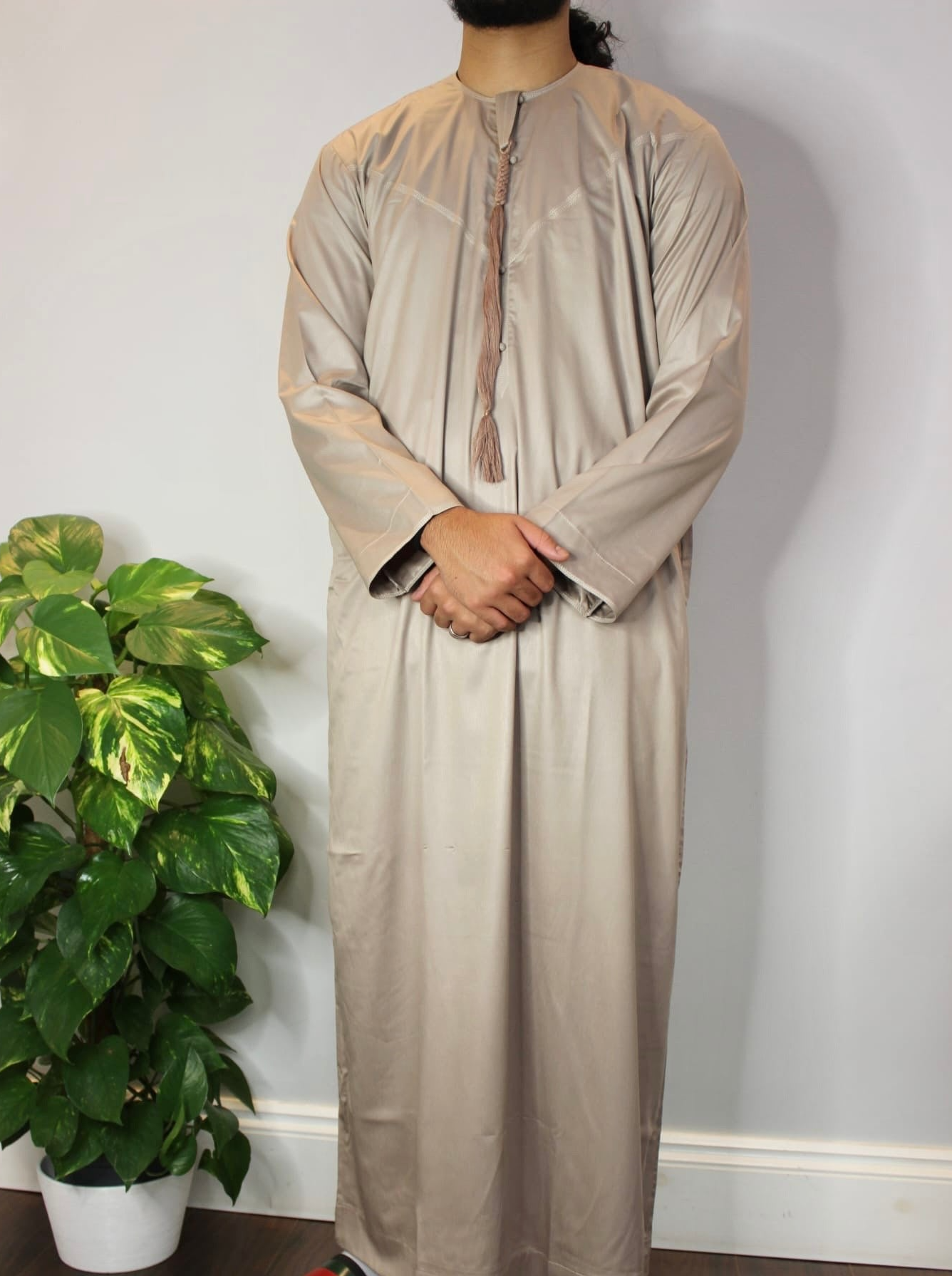 Beige Emirati Thobe